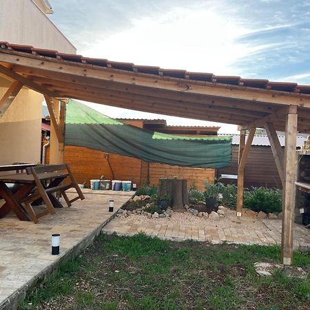 Apartmani Veronika Sukošan Exterior foto
