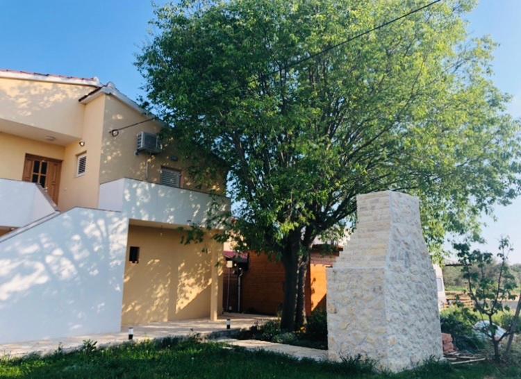 Apartmani Veronika Sukošan Exterior foto