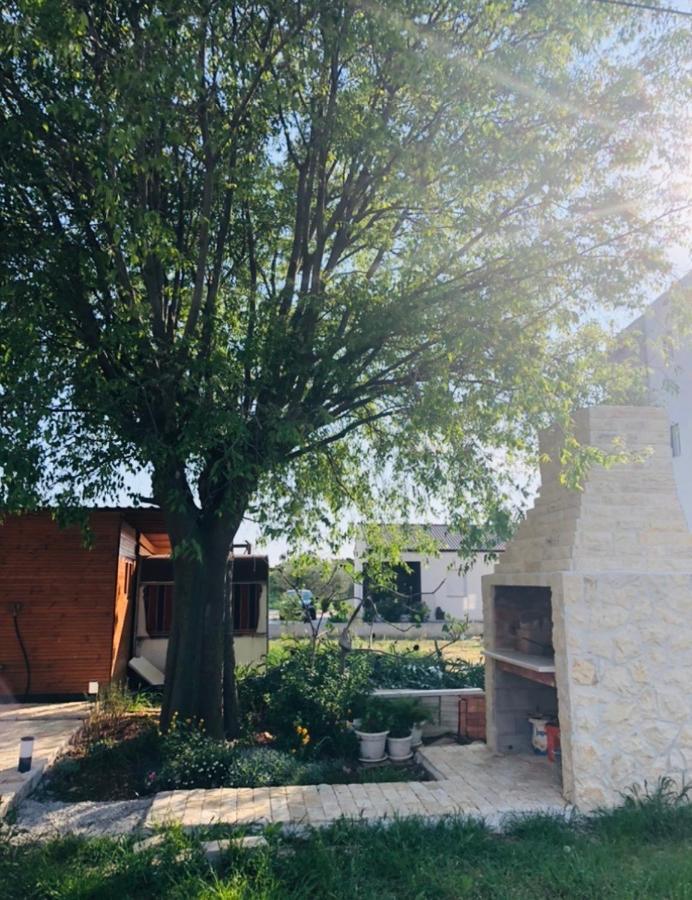 Apartmani Veronika Sukošan Exterior foto