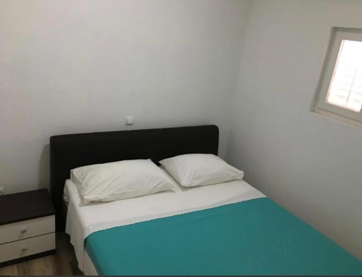 Apartmani Veronika Sukošan Exterior foto